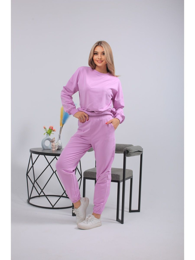 Спортивный костюм женский