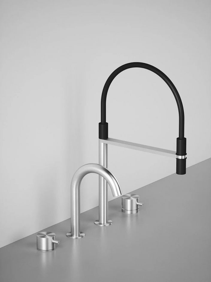 Смеситель кухонный Quadro design Idealaqua Inox 643.12.500.4 AS гидкий излив ФОТО