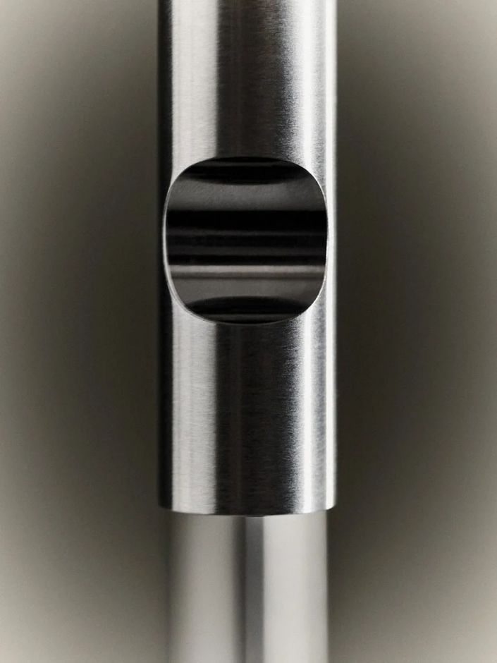 Кухонный смеситель Quadro design Kitchen Inox 463.23.700 с выдвижным изливом ФОТО