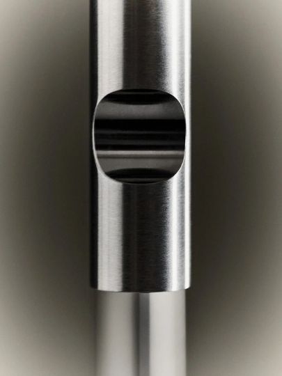 Кухонный смеситель Quadro design Kitchen Inox 463.23.700 с выдвижным изливом схема 3 Кухонный смеситель Quadro design Kitchen Inox 463.23.700 с выдвижным изливом схема 3