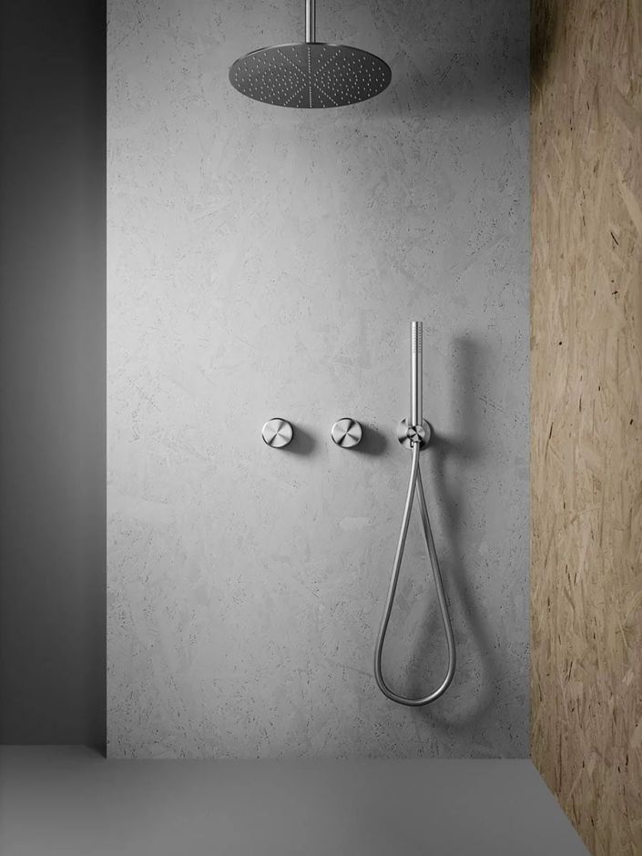 Смеситель для душа Quadro design Stereo 16 68 на три отверстия ФОТО