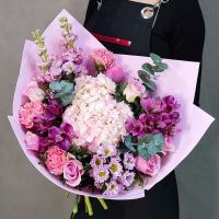 Букет с гортензией "Шелковая пелена"