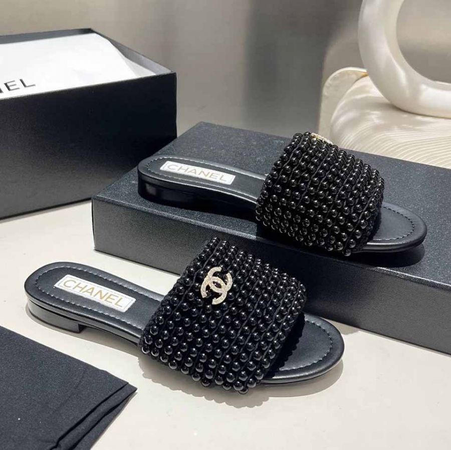 Шлепанцы CHANEL Premium