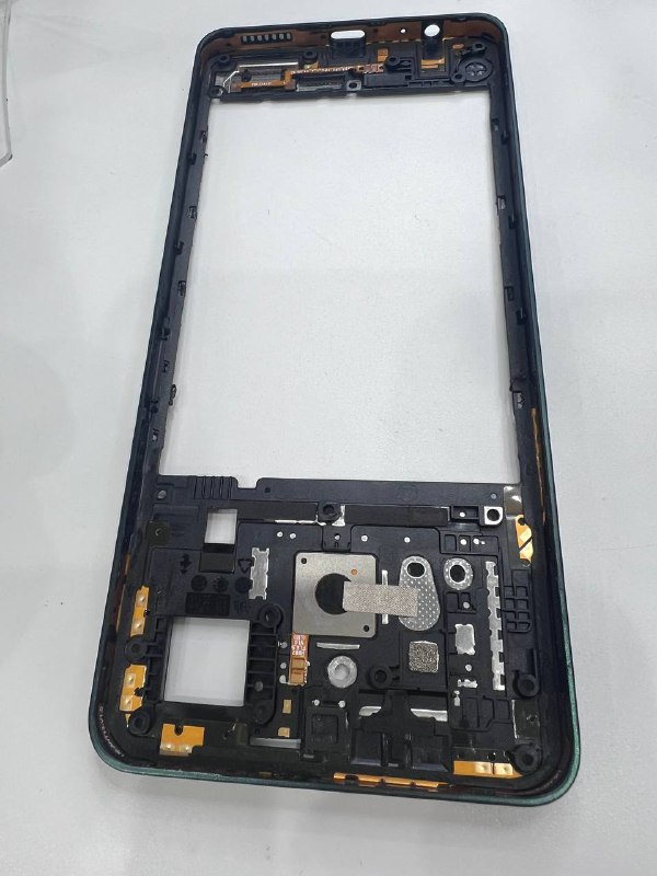 Tecno pova 6 neo (средняя часть) оригинал с разбора зеленая