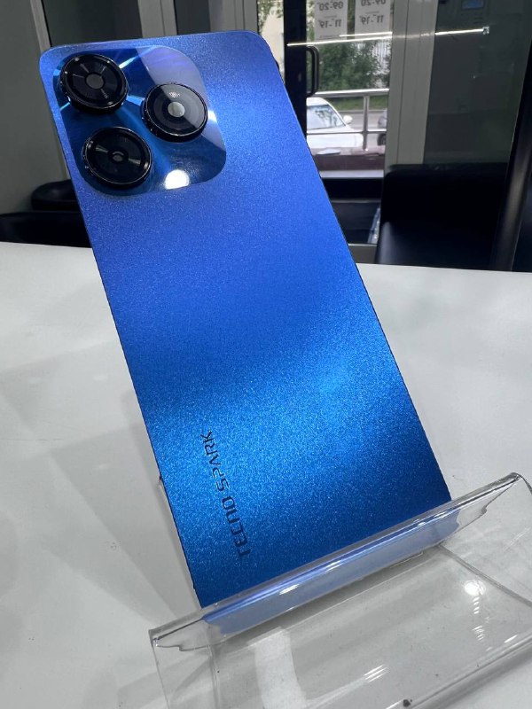 Tecno spark 10  задняя крышка  оригинал с разбора синяя
