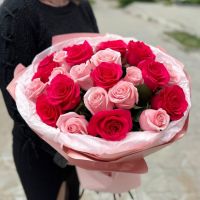 Акция! Розовый микс 50-60см в стильной упаковке (от 25 шт)