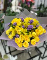 Букет из желтой кустовой розы 50см