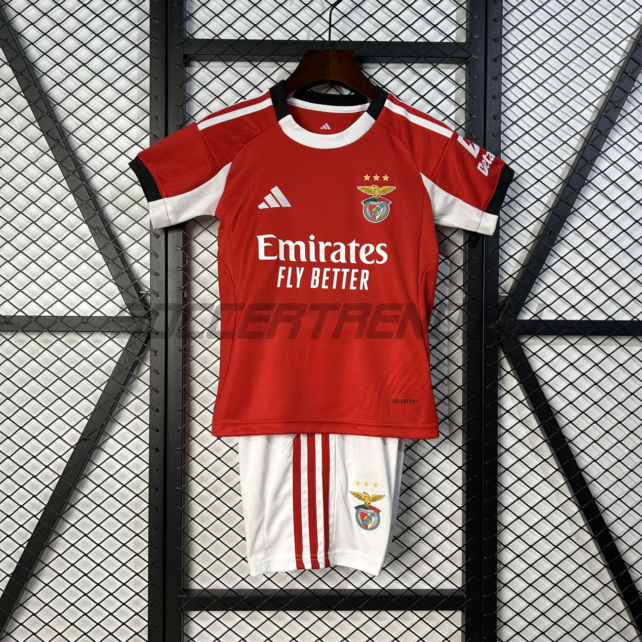 Детский комплект Benfica(домашняя форма) 25/26