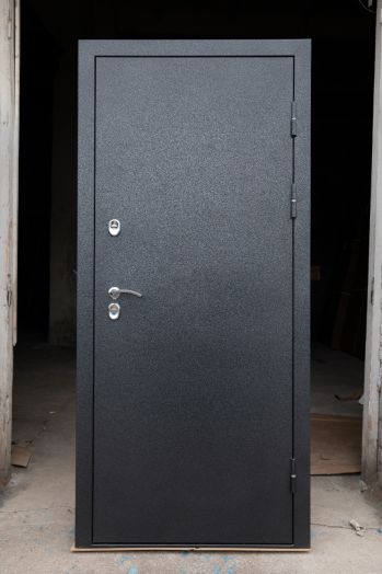 Входная дверь Termo-door Сибирь Антик серебро с терморазрывом - Лион Лиственница