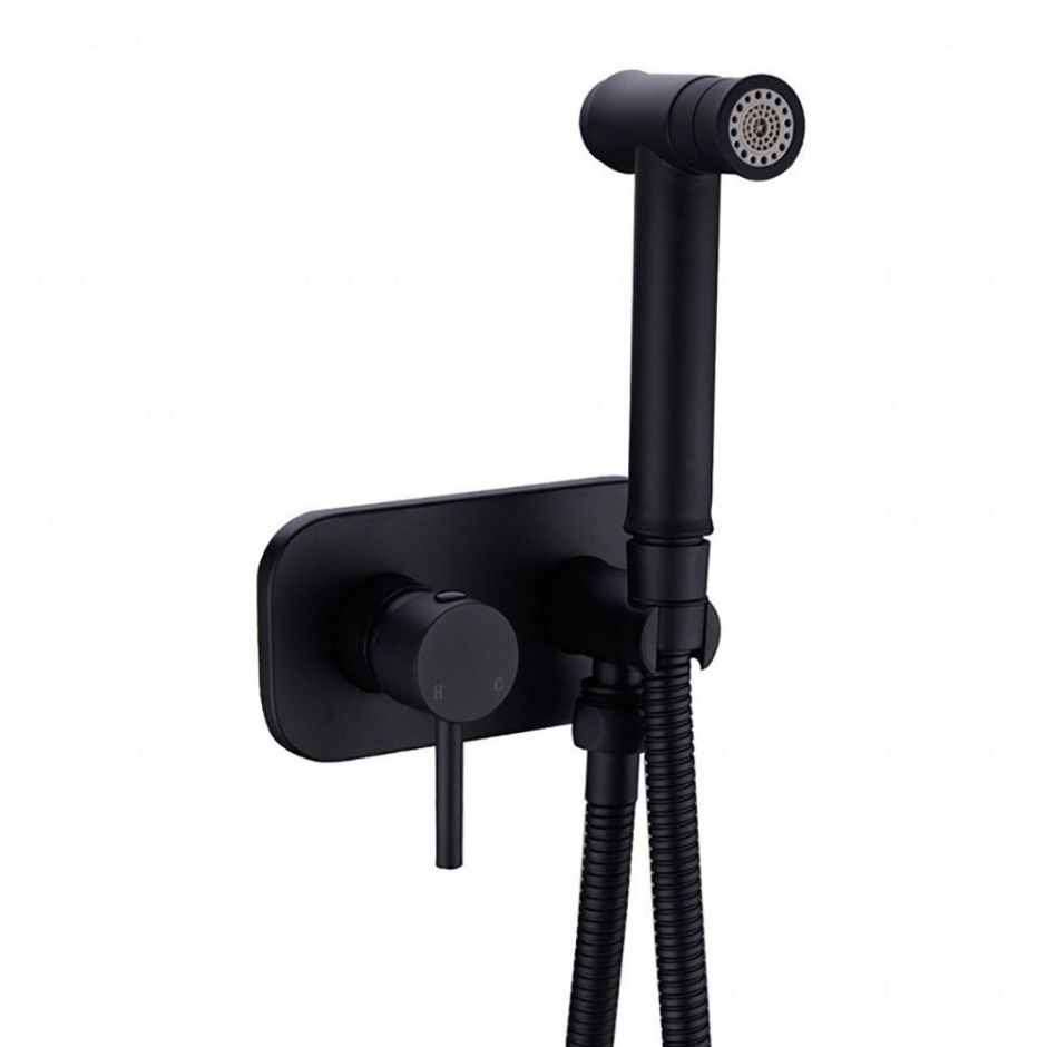 Смеситель с гигиеническим душем Feramolli BL215, черный