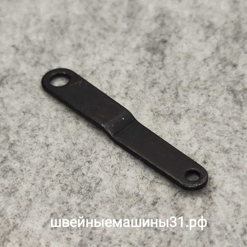 Регулировочная тяга дифференциала Juki 654. Длина 68,3 мм; диаметры отверстий 6 мм, 4 мм.     Цена 205 руб.