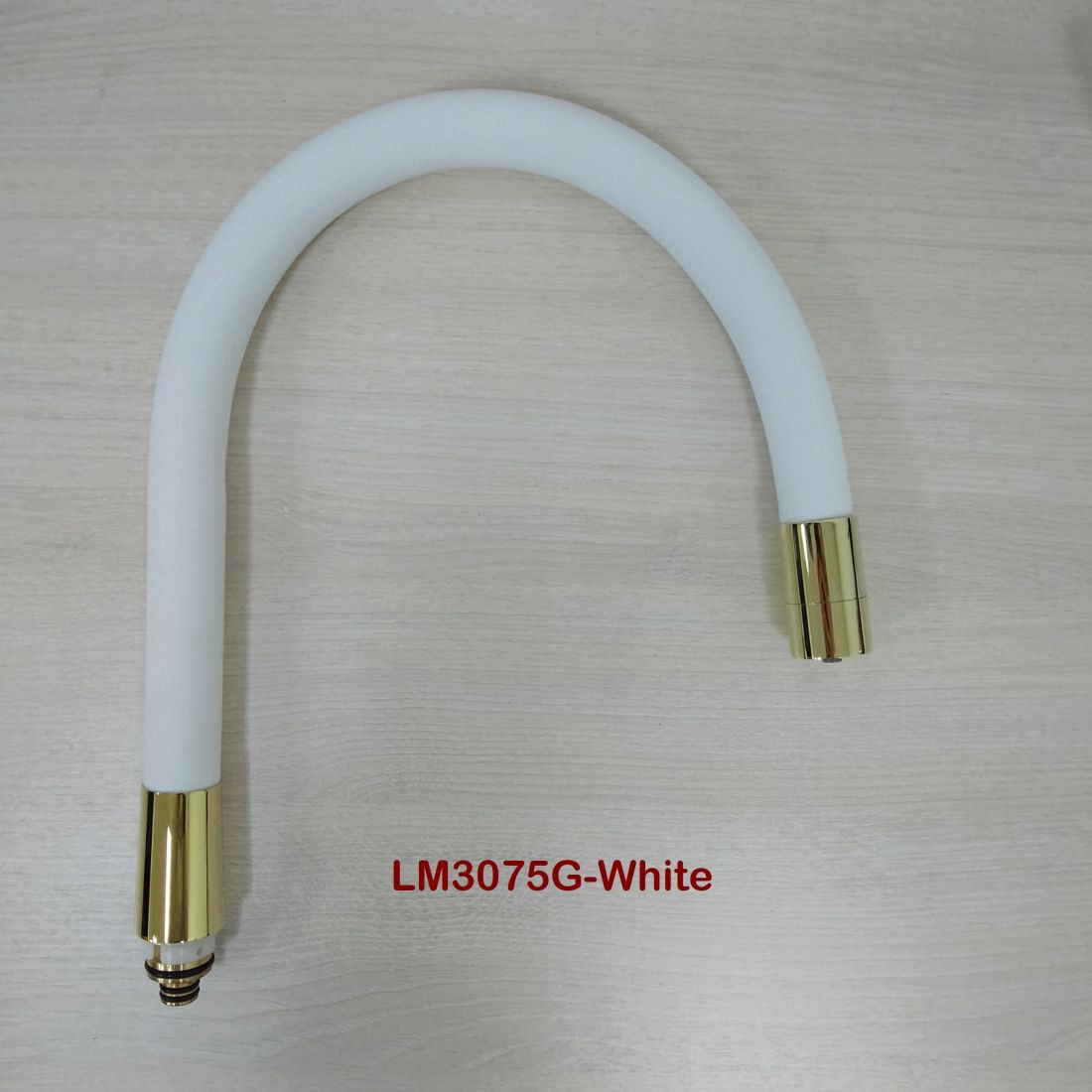 Излив в сборе для LM3075C, цвет в ассортименте