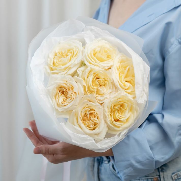 Пионовидная роза от 7 шт (60 см Кендл Лайт)