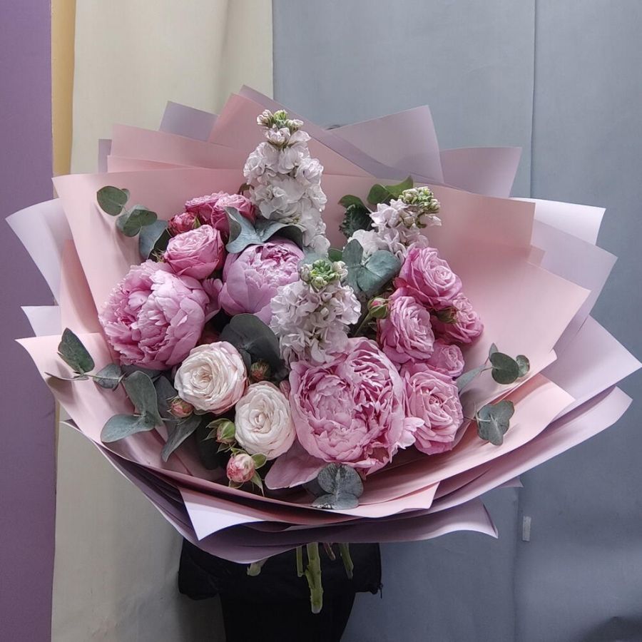 Пионовидная бомба