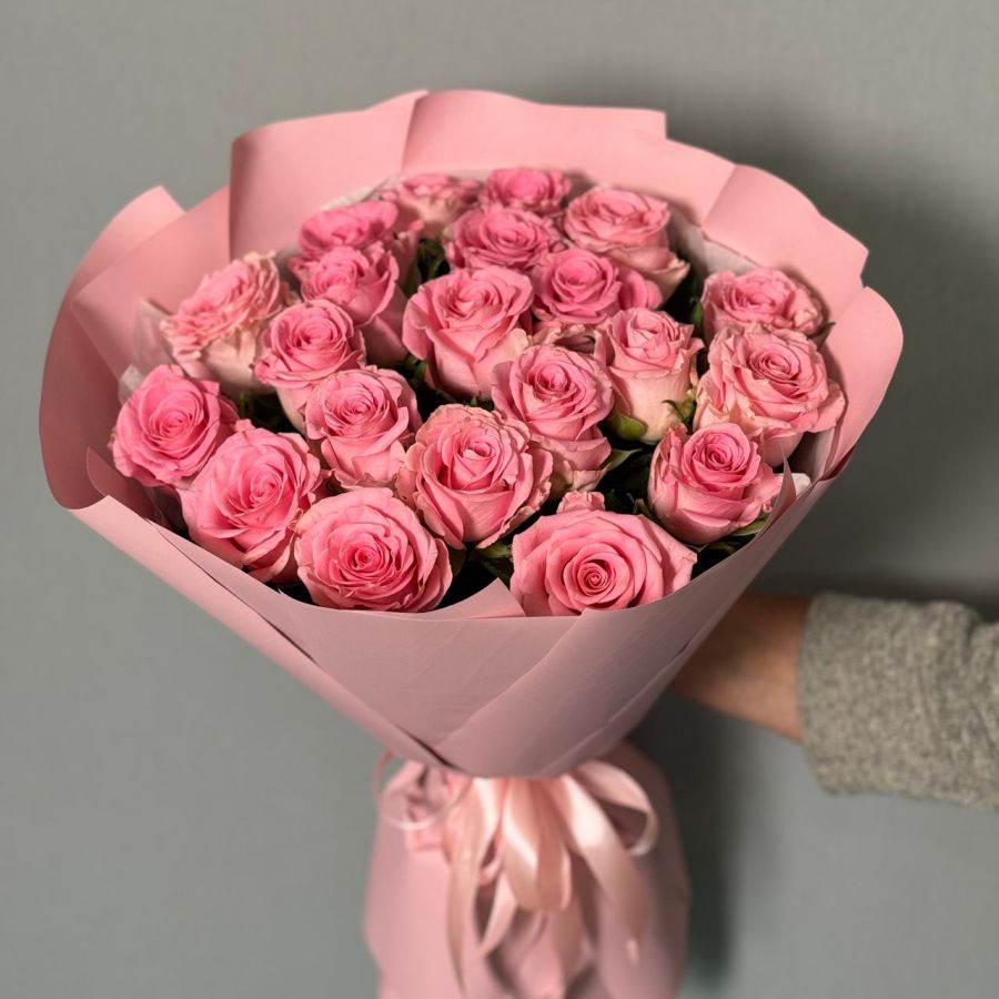 Букет розовых роз 21 шт