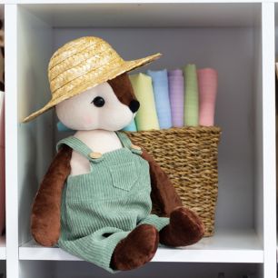 Набор для пошива игрушки - Олененок в зеленом комбинезоне с шляпой