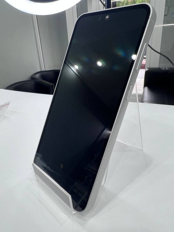 Samsung Galaxy S23 FE (S711B) дисплей оригинал в рамке с разбора мелкие царапины серый