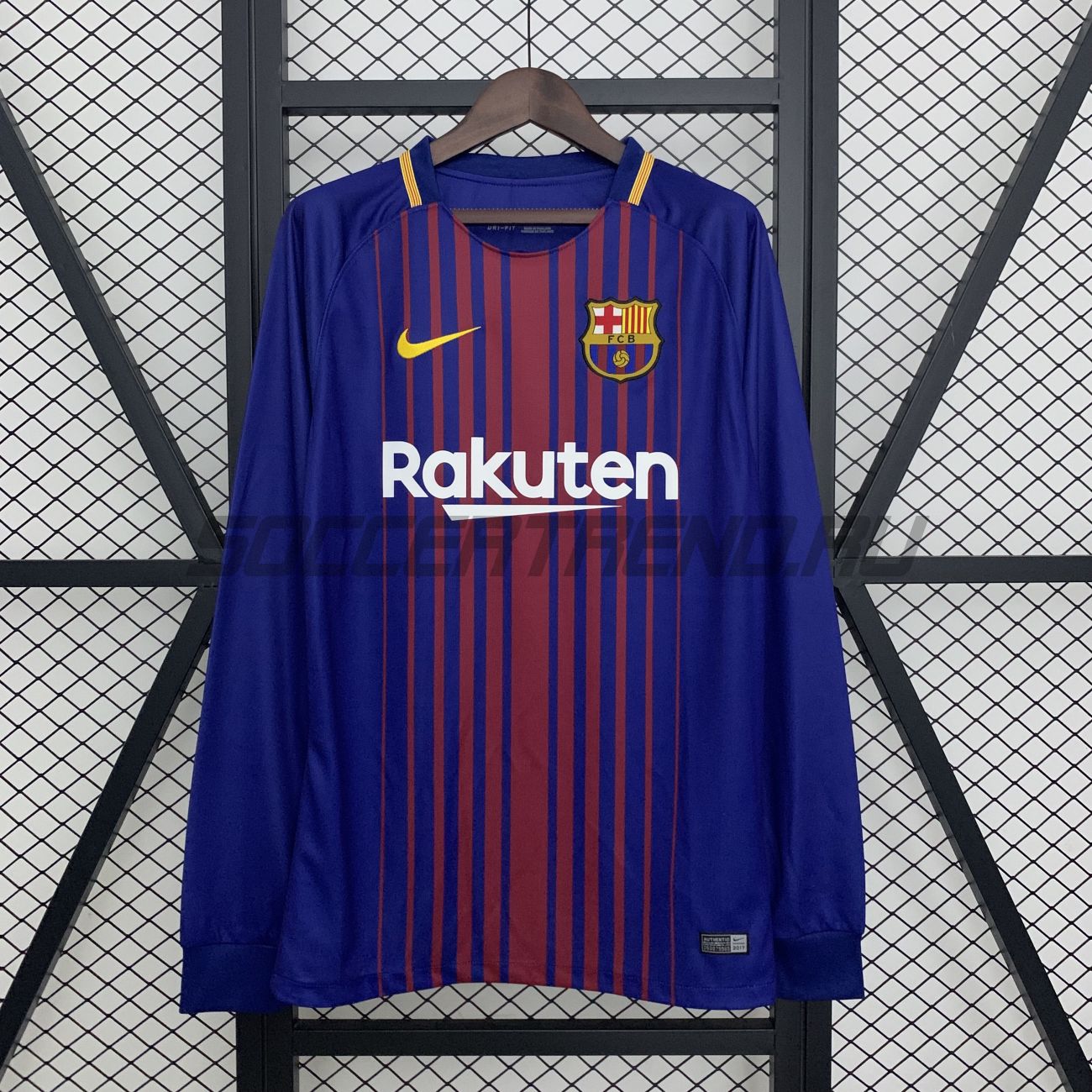 Домашняя форма Barcelona(длинный рукав) 17/18