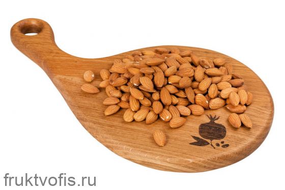 .Миндаль необжаренный (Золотой) 1 кг