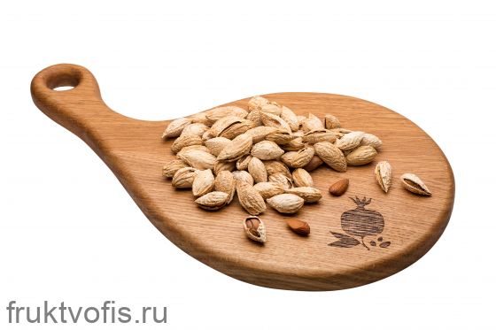 .Миндаль в скорлупе