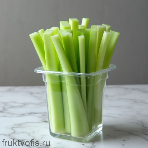 Контейнер с сельдереем 200г