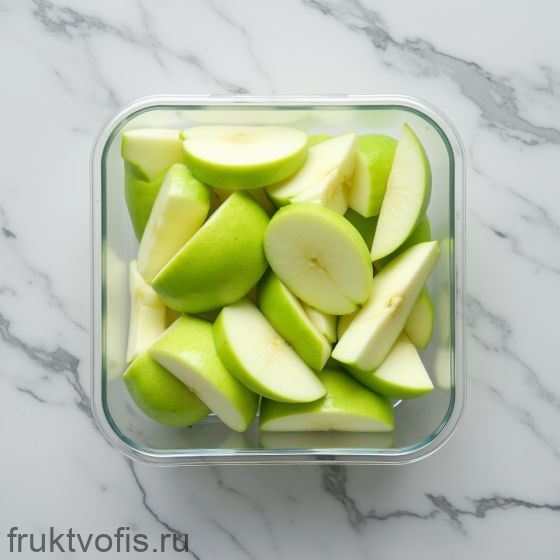 Контейнер с дольками зеленого яблока 200г