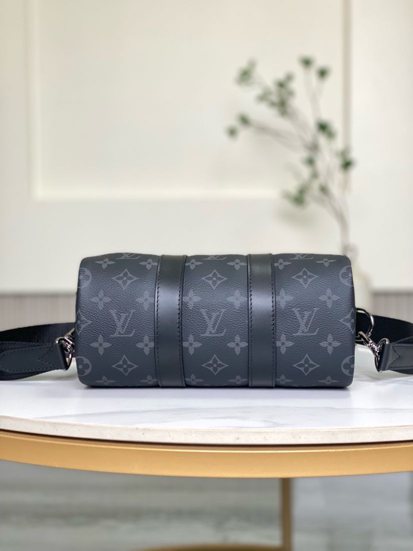 Louis Vuitton Keepall Bandouliere 25