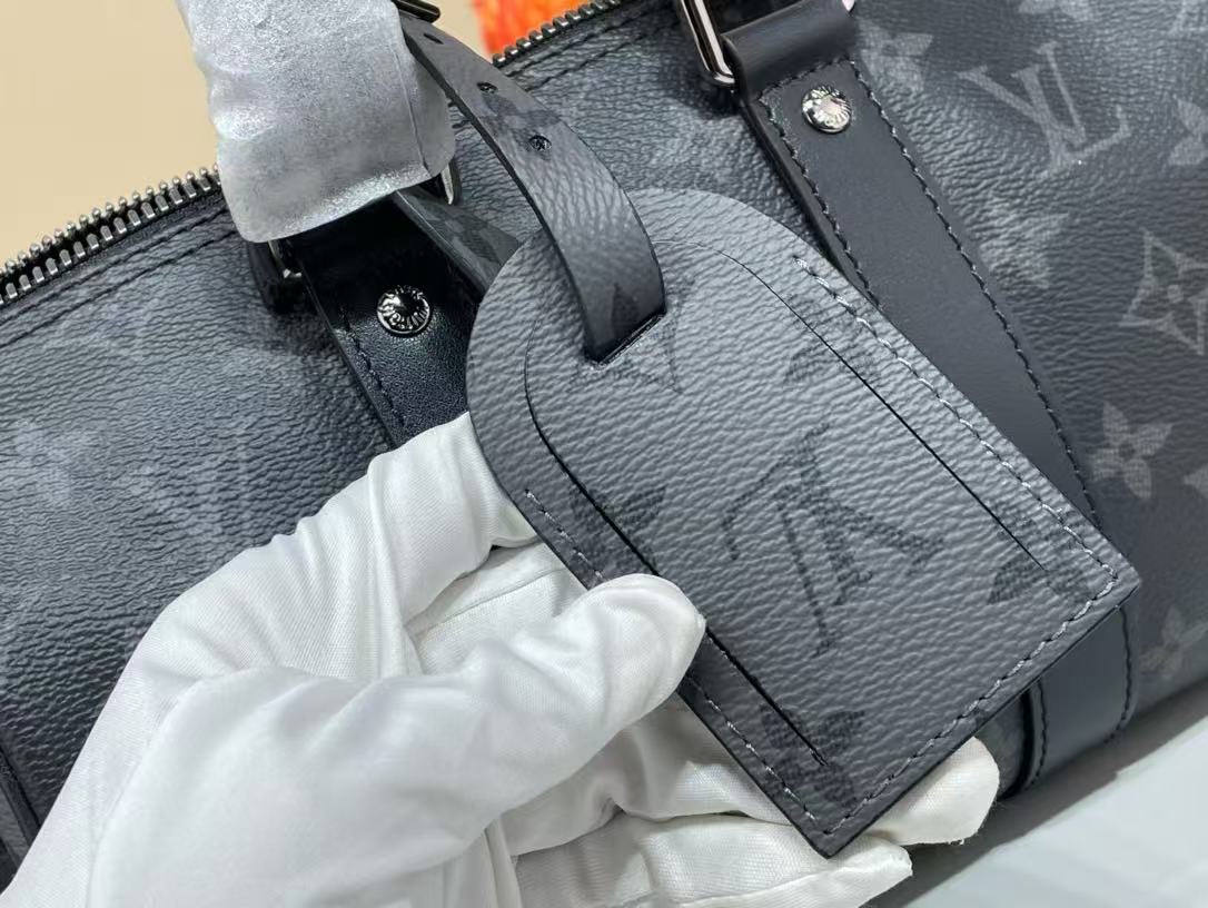 Louis Vuitton Keepall Bandouliere 25