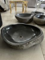 Раковина из речного камня 54х47 см