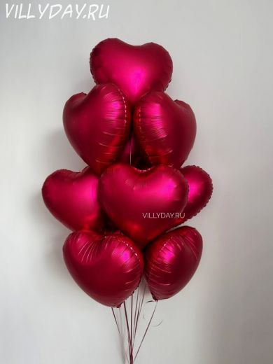 11 вишневых сердец