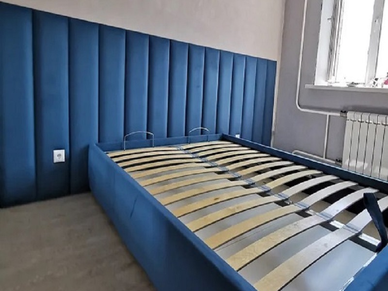 Интерьерные кровати