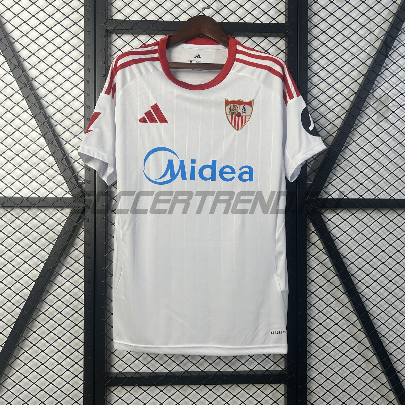 Домашняя форма Sevilla 25/26