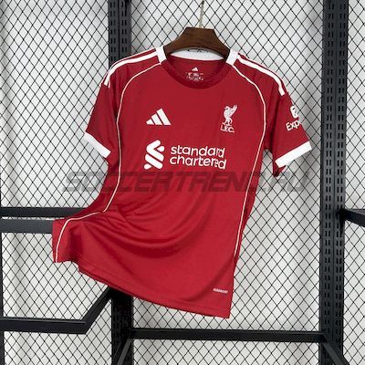 Домашняя форма Liverpool 25/26