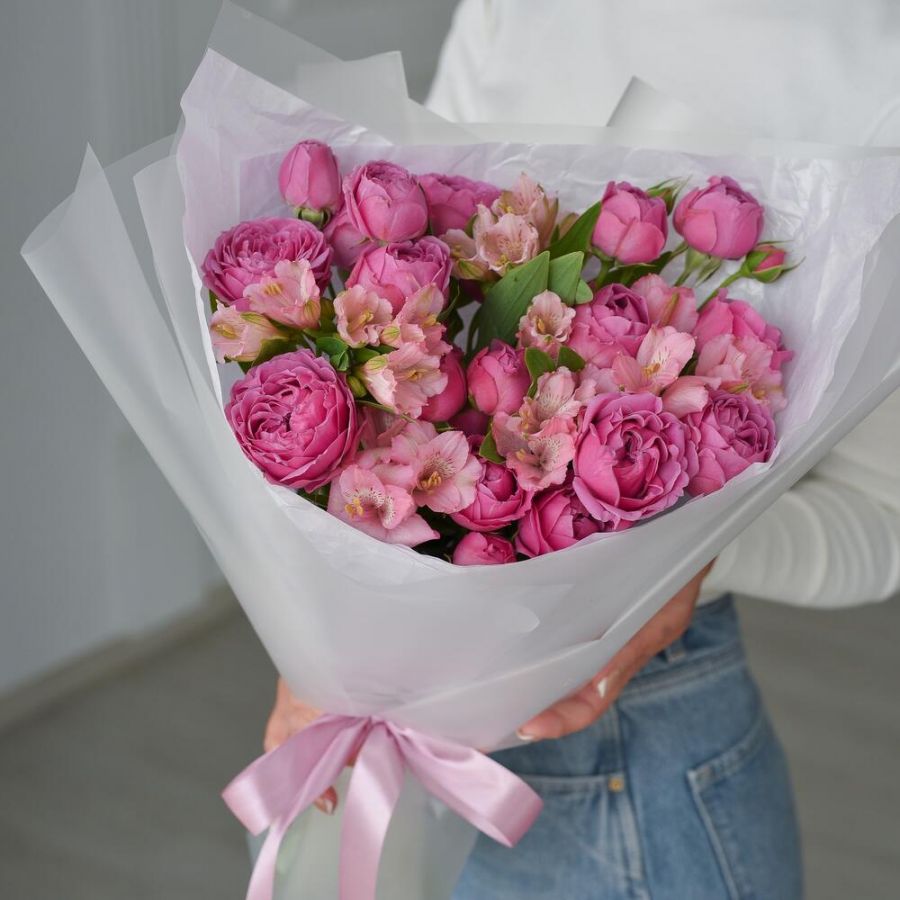 Розовое объятие