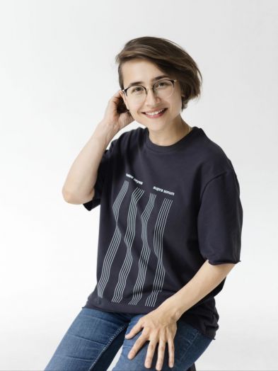 Футболка "Выше звука" графит