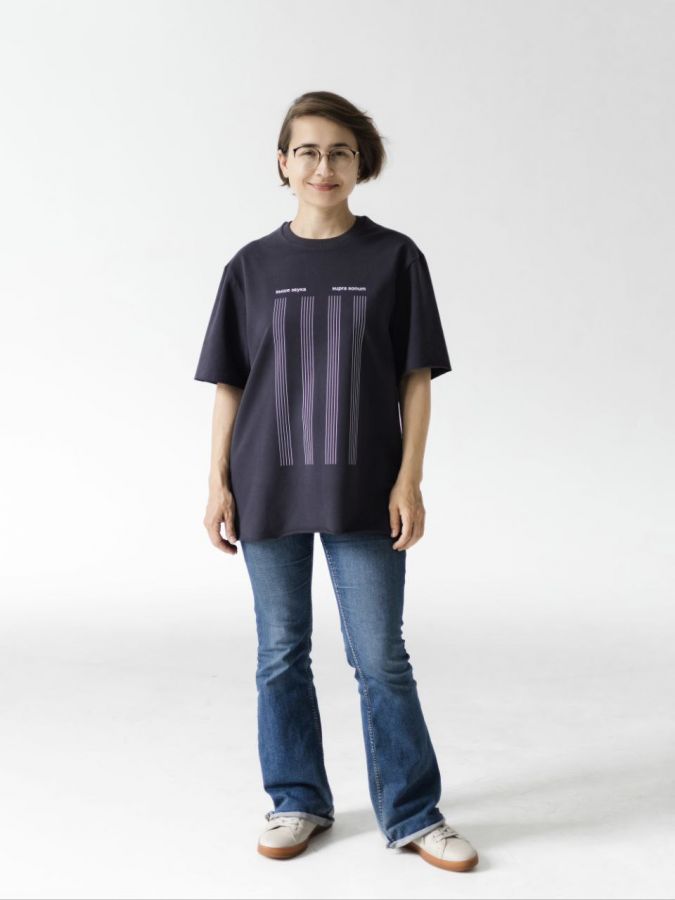 Футболка "Выше звука" графит