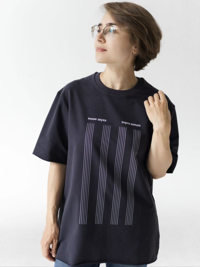 Футболка "Выше звука" графит