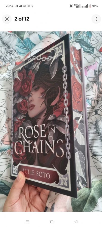 Rose in chains deluxe