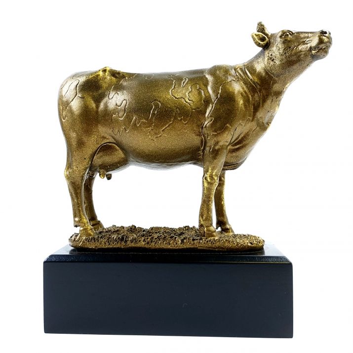 награды в виде коровы