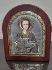 Пантелеймон Целитель  с деревянной рамкой 17,5 х 20,5 см