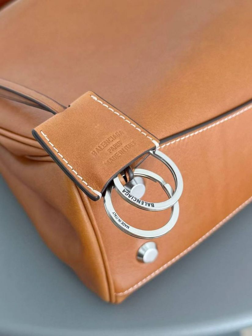 Сумка Balenciaga Rodeo 35 cm