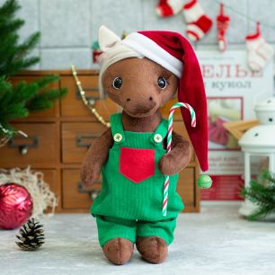 Набор для пошива текстильной игрушки - Новогодняя лошадка в комбинезоне // символ 2026