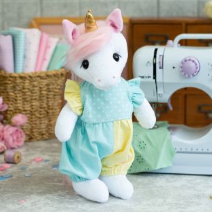 Набор для пошива текстильной игрушки - Единорожка в ромпере с сумочкой // символ 2026