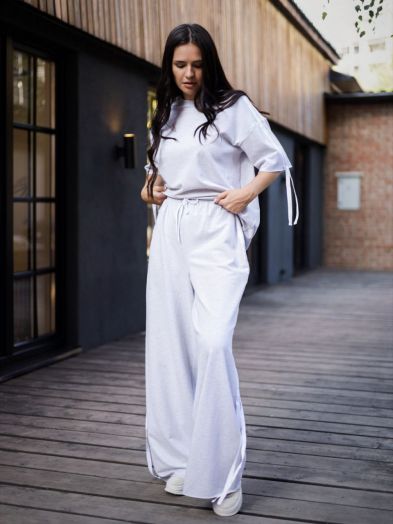 Брюки прямые серые с лампасами