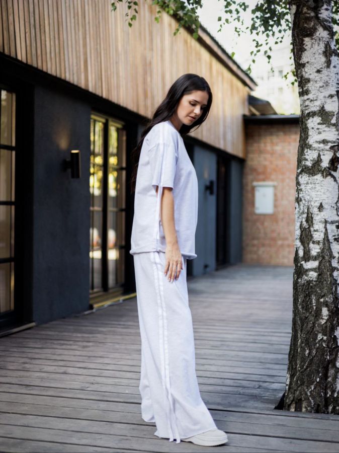 Брюки прямые серые с лампасами