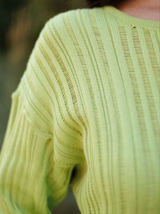 Свитер вязаный лайм