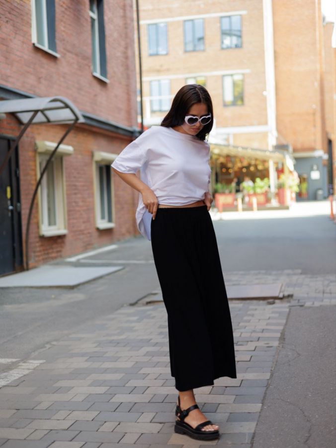 Юбка из крапивы черная