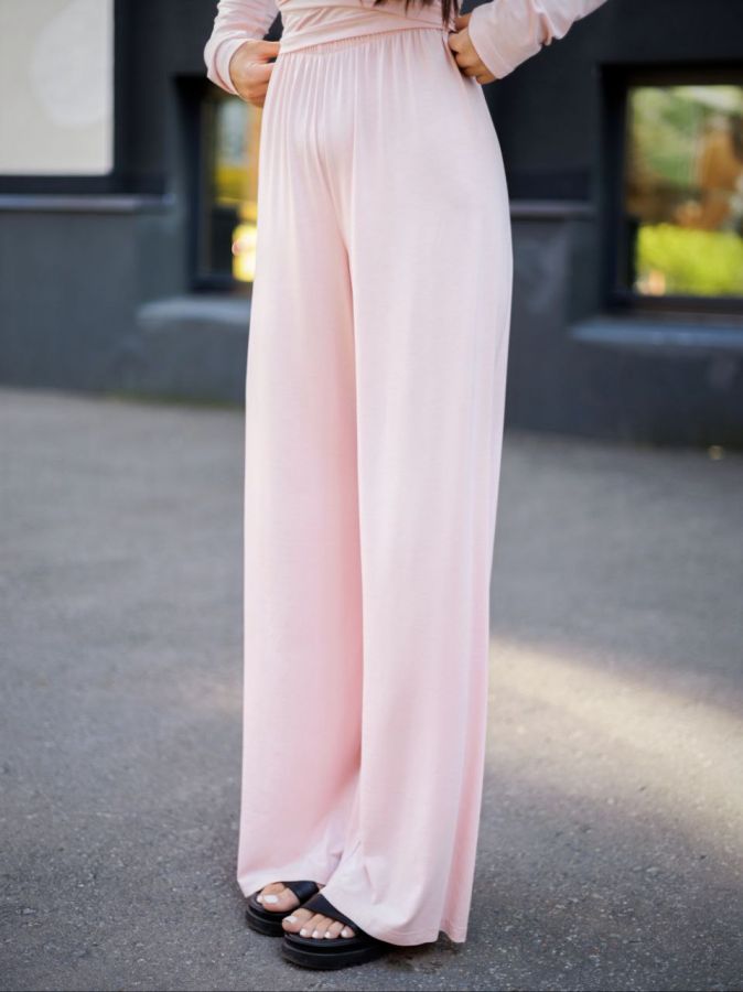 Брюки из кукурузы розовые