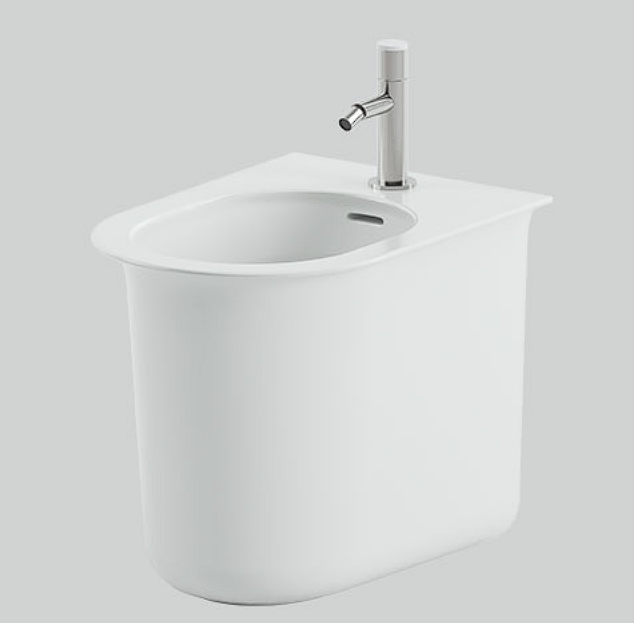 Биде напольное Artceram Chic 380x530 мм CHB002 цена от 43 812 ₽ Фото Биде напольное Artceram Chic 380x530 мм CHB002