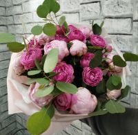 Микс пионов и роз